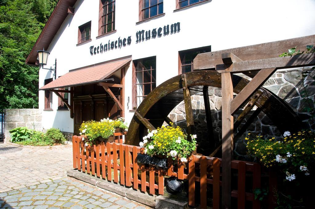Pension Zum Schotten Zella-Mehlis Eksteriør bilde